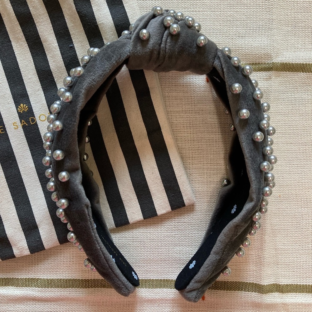 Lele Sadoughi Graphite Pearl Velvet Headband